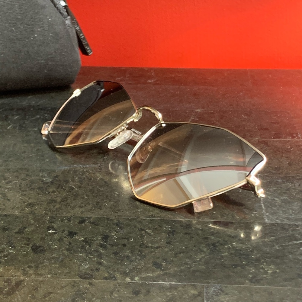 KENDALL + KYLIE Metal Cat-Eye Sunglasses BRAND NEW! Jenner $160 RETAIL - Picture 8 of 16